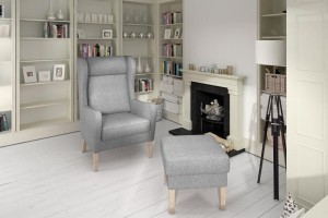 Stylowy fotel Tac z podnóżkiem 